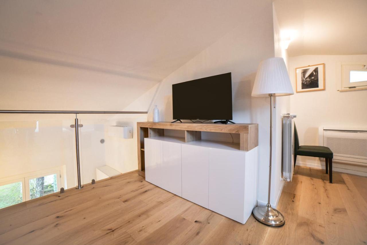 Porta Romana New Apartment Free Parking フィレンツェ エクステリア 写真
